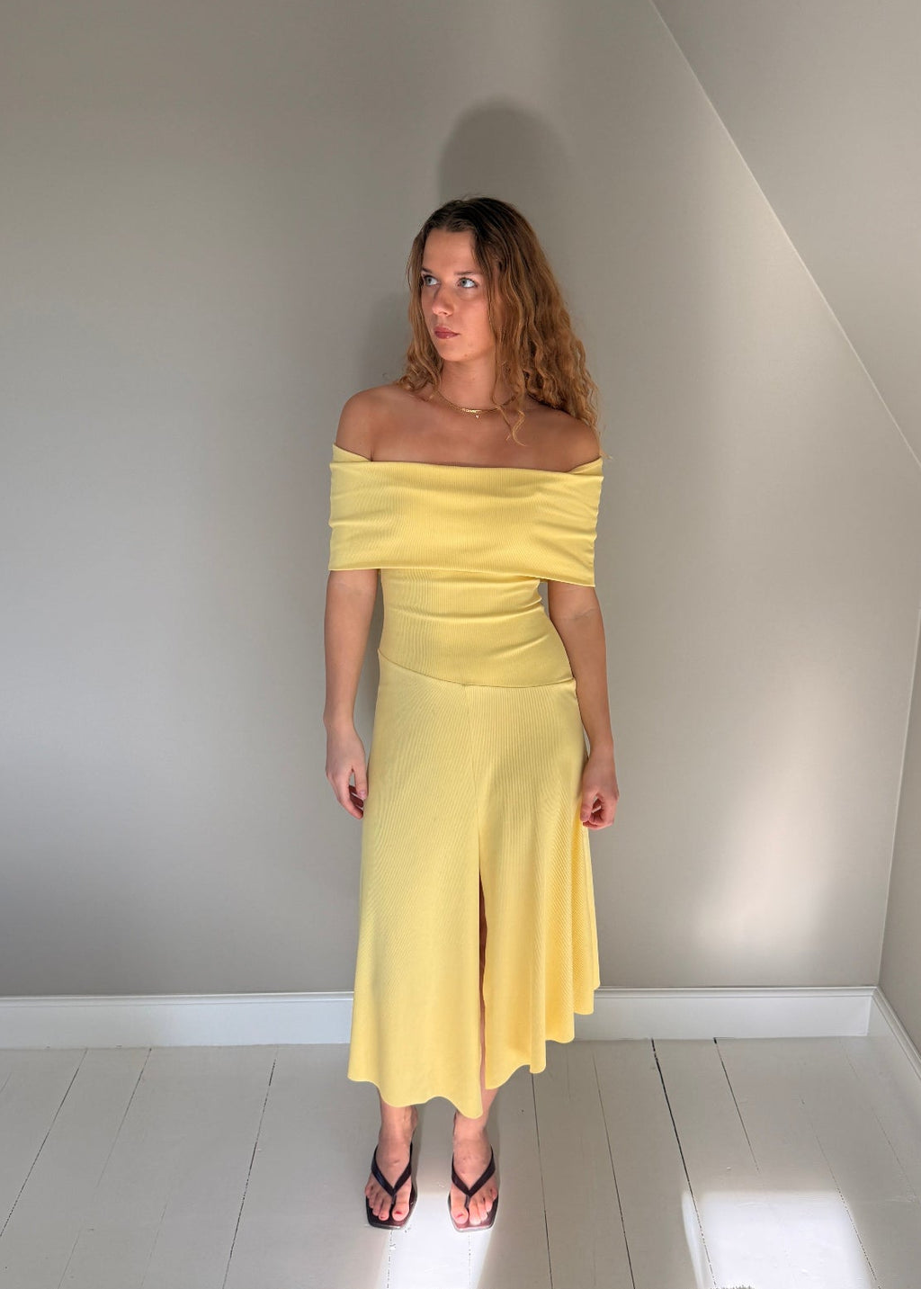 LAAGAM off shoulder dress - Str. S
