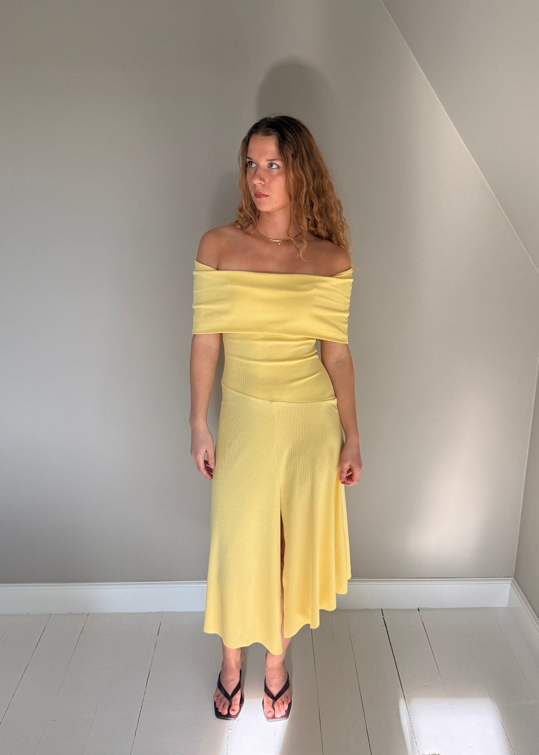 LAAGAM off shoulder dress - Str. S