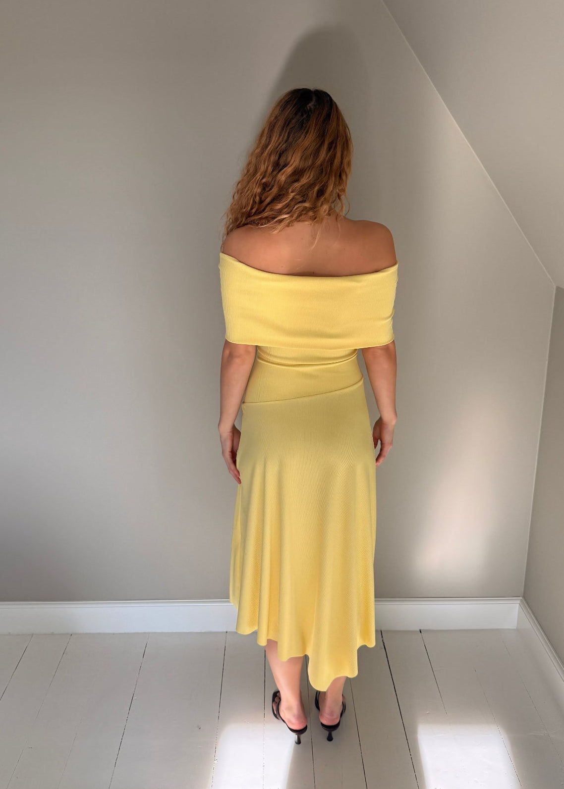 LAAGAM off shoulder dress - Str. S